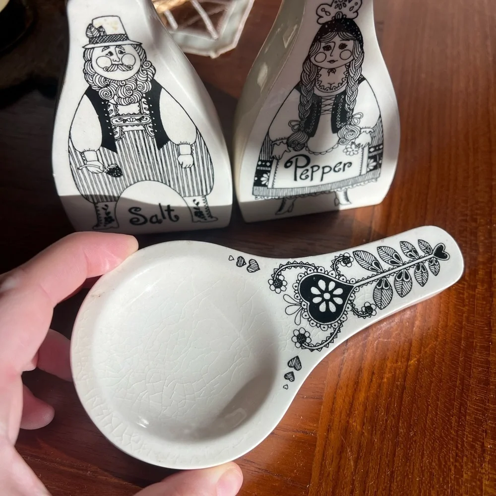 Vintage Figgjo Flint Norway Salt & Pepper Shakers + Spoon Rest Turi Scandinavian